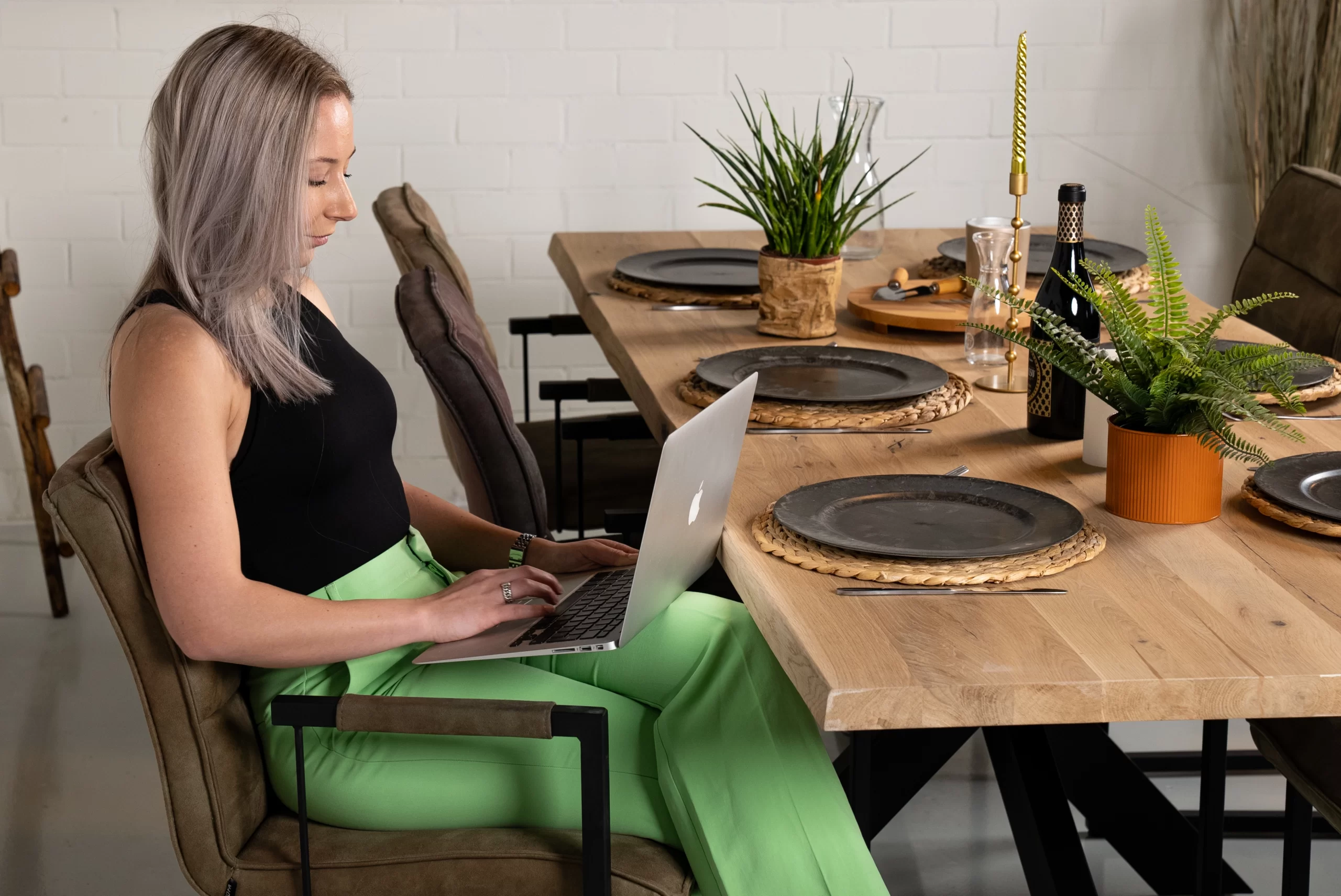 Eiken tafel boomstam