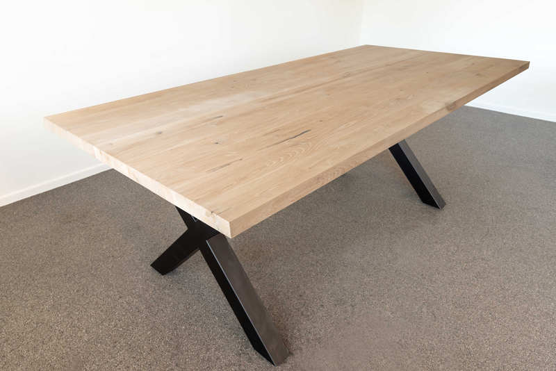 Eiken tafel recht